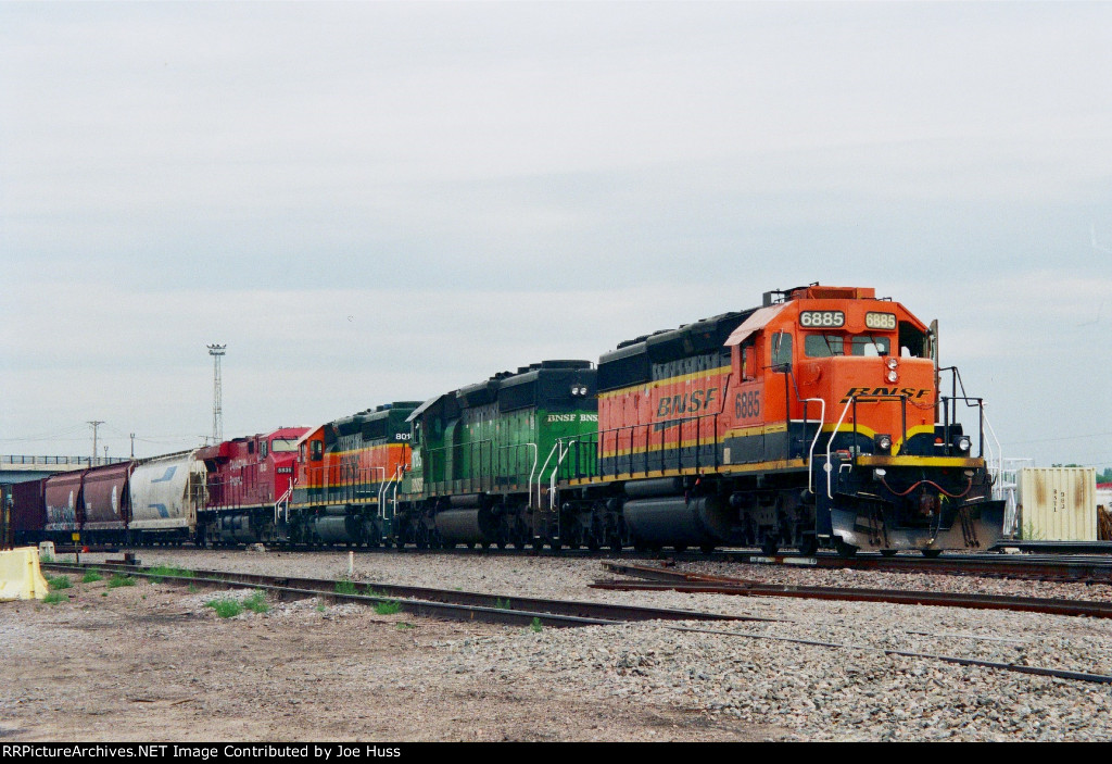 BNSF 6885 East